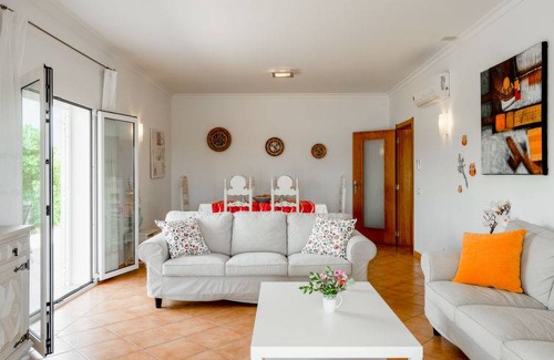 Alpouvar House | 150 m² House ∙ 3 bedrooms ∙ 6 guests