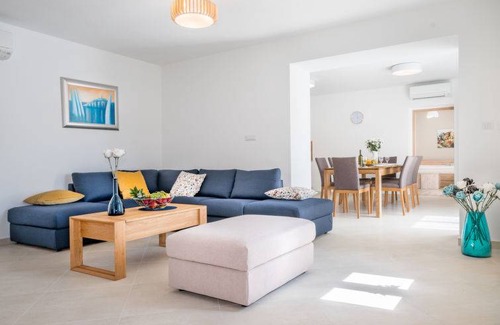 Kringa House | 150 m² House ∙ 4 bedrooms ∙ 8 guests