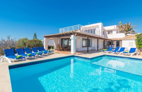 Cala Serena Villa | 150 m² Villa ∙ 3 bedrooms ∙ 6 guests