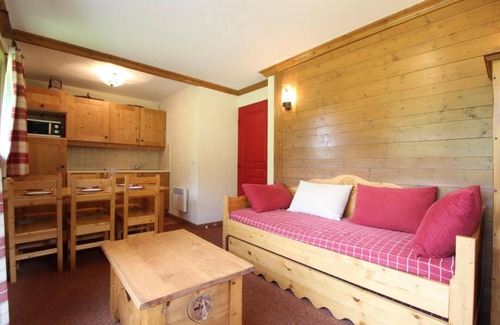 Val Cenis Apartment | 150m from ski slopes, 2nd floor, view mountain, fitness, swimming pool, balcony, tv, ski locker