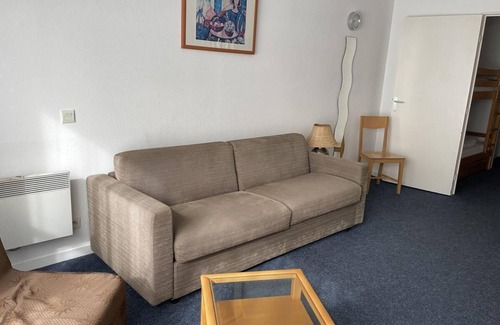Eaux-Bonnes Apartment | 150m from ski slopes, 1st floor, view ski slopes, fitness, swimming pool, sauna, tv, ski locker