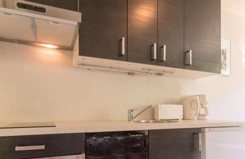 Briancon Apartment | 150m from ski slopes, 3rd floor, balcony, parking, tv, ski locker, 30m², Serre Chevalier