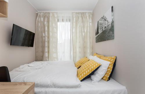 Poznan City Center Apartment | 150m to the Old Market Square Apartment Dominikańska by Noclegi Renters