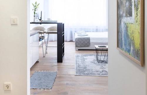 Zagreb Apartment | 150sqm Main Square Apt!-4 Units-Great for Groups!