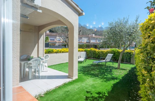 Santa Susanna House | 151 m² House ∙ 4 bedrooms ∙ 8 guests