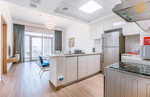 Al Satwa Apartment | 151 Residences 1 BR Apt 711 Jumeirah Garden City Shkh Zayed