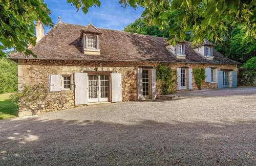 Saint-Georges-de-Montclard Villa | 152 m² Villa ∙ 4 bedrooms ∙ 7 guests