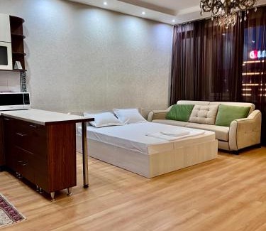 Nur-Sultan Apartment | 153 С прекрасным видом на Байтерек и 2 большими кроватями