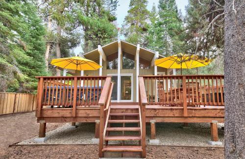 Country Club Estates House | 1540TS Snowy Owl Cabin