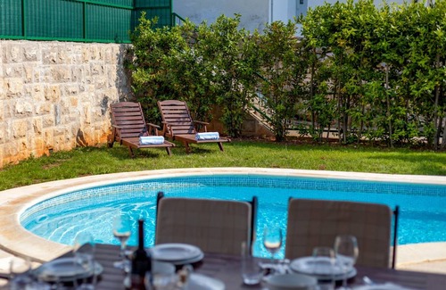 Hvar House | 157 m² House ∙ 4 bedrooms ∙ 8 guests