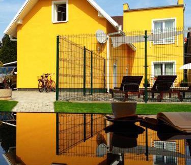 Senec Bed & Breakfast | 16 m² Bed and breakfast ∙ 3 guests