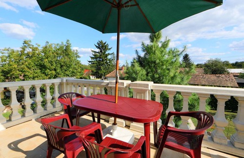 Balatonoszod Other | 160 m² Accommodation ∙ 2 bedrooms ∙ 10 guests