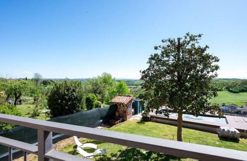 San Damiano dʼAsti Other | 160 m² Accommodation ∙ 4 bedrooms ∙ 10 guests