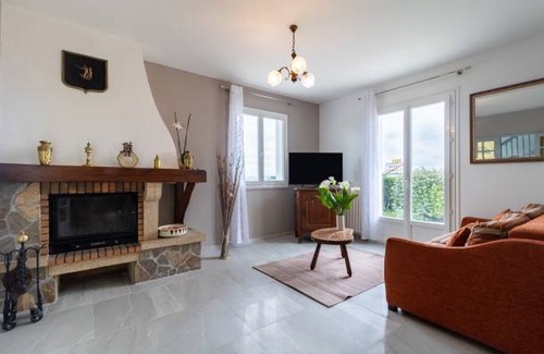 Arraute-Charritte House | 160 m² House ∙ 4 bedrooms ∙ 4 guests