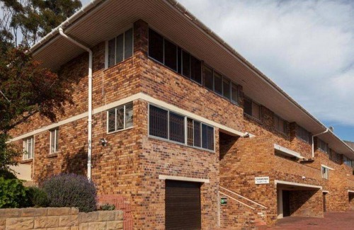 Sea Point House | 160 m² House ∙ 3 bedrooms ∙ 6 guests
