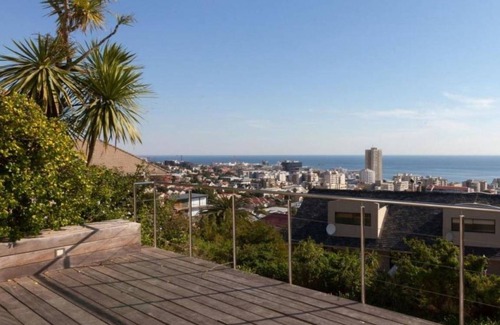 Sea Point House | 160 m² House ∙ 3 bedrooms ∙ 6 guests