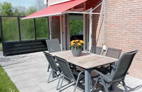 Westkapelle House | 160 m² House ∙ 4 bedrooms ∙ 7 guests