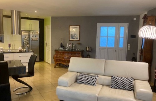 Saint-Brevin-les-Pins House | 1600m from the beach! Beautiful house with SPA and billiards ideal for families