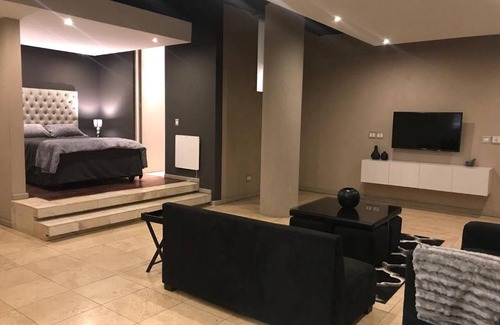 Downtown Johannesburg Apartment | 1611: The Franklin Luxury Suites