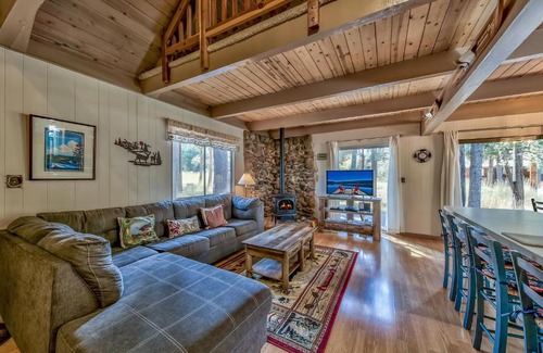 Tahoe Paradise Ski Chalet | 1625A Atroari Chalet