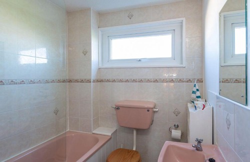 Malborough House | 164 Cumber Close, Kingsbridge