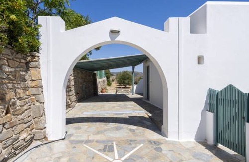 Krotiri Villa | 166 m² Villa ∙ 4 bedrooms ∙ 5 guests