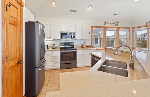 Ocean Sands House | 1675* A Shore Thing *2 min walk to beach access