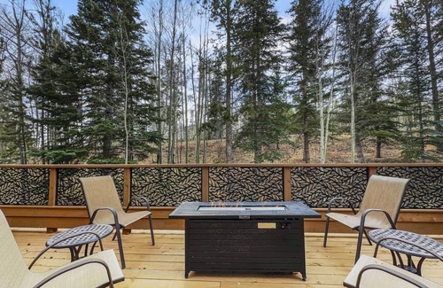 Wildernest House | 168 m² House ∙ 3 bedrooms ∙ 6 guests