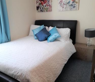 Dartmouth Apartment | 17 Foss Street