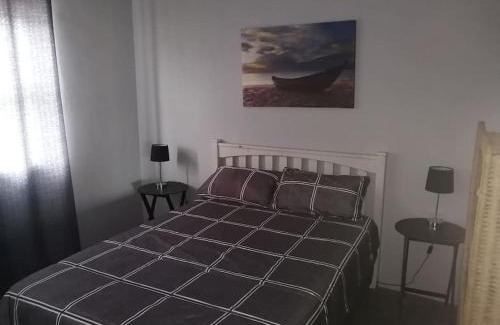 L'Agulhas House | 17 Lisa Street, 4 Bed - 2 Bath