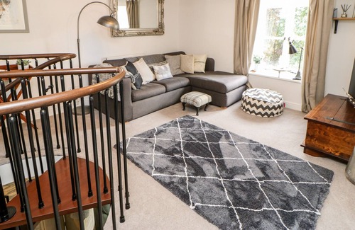 Richmond Cottage | 17 MILLGATE, pet friendly, luxury holiday cottage in Richmond