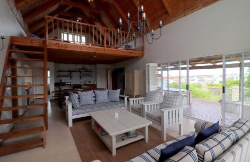 Arniston House | 17 On 6 Arniston