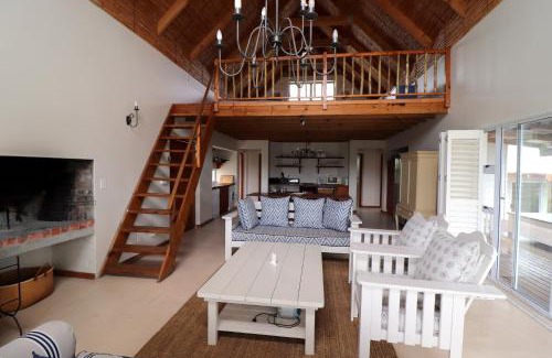 Arniston House | 17 On 6 Arniston