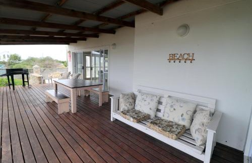 Arniston House | 17 On 6 Arniston