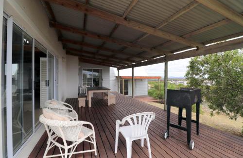 Arniston House | 17 On 6 Arniston