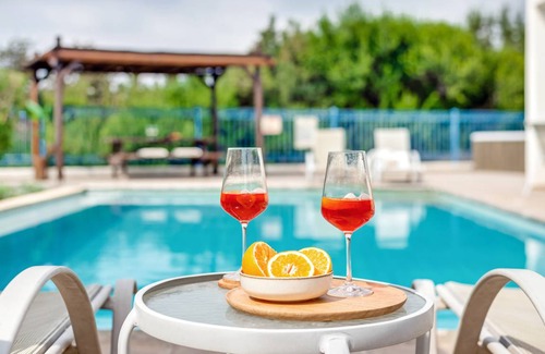 Agios Georgios Pegeias Villa | 170 m² Villa ∙ 4 bedrooms ∙ 8 guests