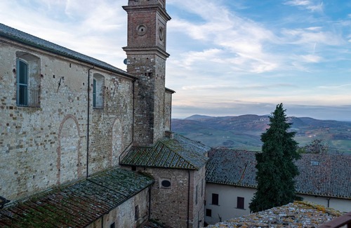 Montepulciano Apartment | 170 sqm attic in the center of Montepulciano, amazing view!