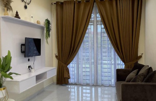 Kampung Kedai Lalat House | 1700 m² House ∙ 3 bedrooms ∙ 10 guests
