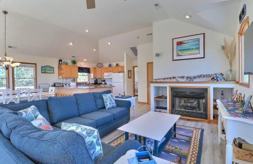 Corolla House | 1710 - Sea the Green