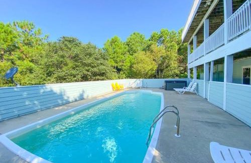 Corolla House | 1710 - Sea the Green