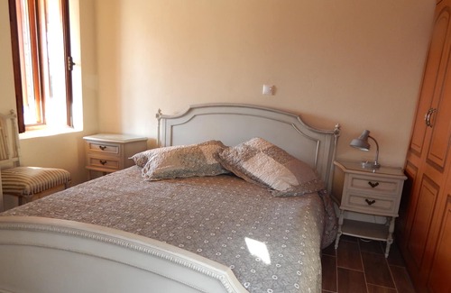Antipata House | 17th Century Traditional Cottage with great view