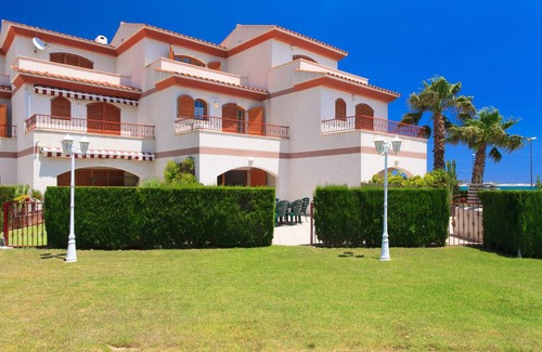 L'Hospitalet de l'Infant House | 185 m² House ∙ 4 bedrooms ∙ 8 guests