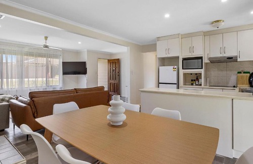 Normanville House | 18 Heathcote Street