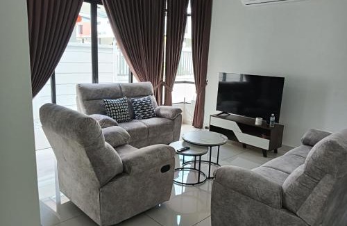 Nusajaya House | 18 My home