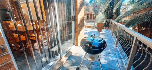 Bloemfontein Apartment | 18 on Basil