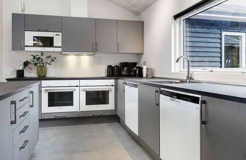 Aalbaek House | 18 person holiday home in Ålbæk
