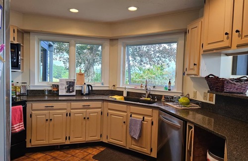 White River Junction House | 180-degree panoramic views of Vermont's mountains from the living room and Deck