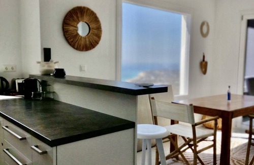 Naxos Villa | 180-degree panoramic view of the sea and Paros. Stunning sunsets!