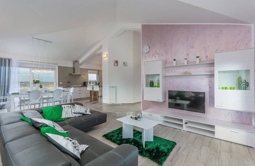 Brtonigla Villa | 180 m² Villa ∙ 3 bedrooms ∙ 8 guests