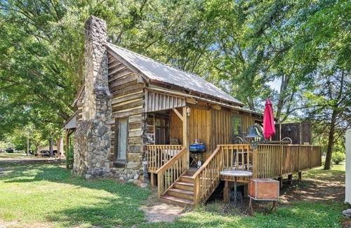 Rock Hill Cabin | 1800’s Cabin with Hot Tub, Pet Friendly
